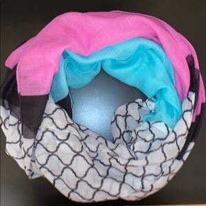 Infinity scarf